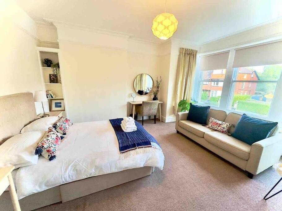Spacious & Bright 3 Bed Harrogate Apartment Buitenkant foto